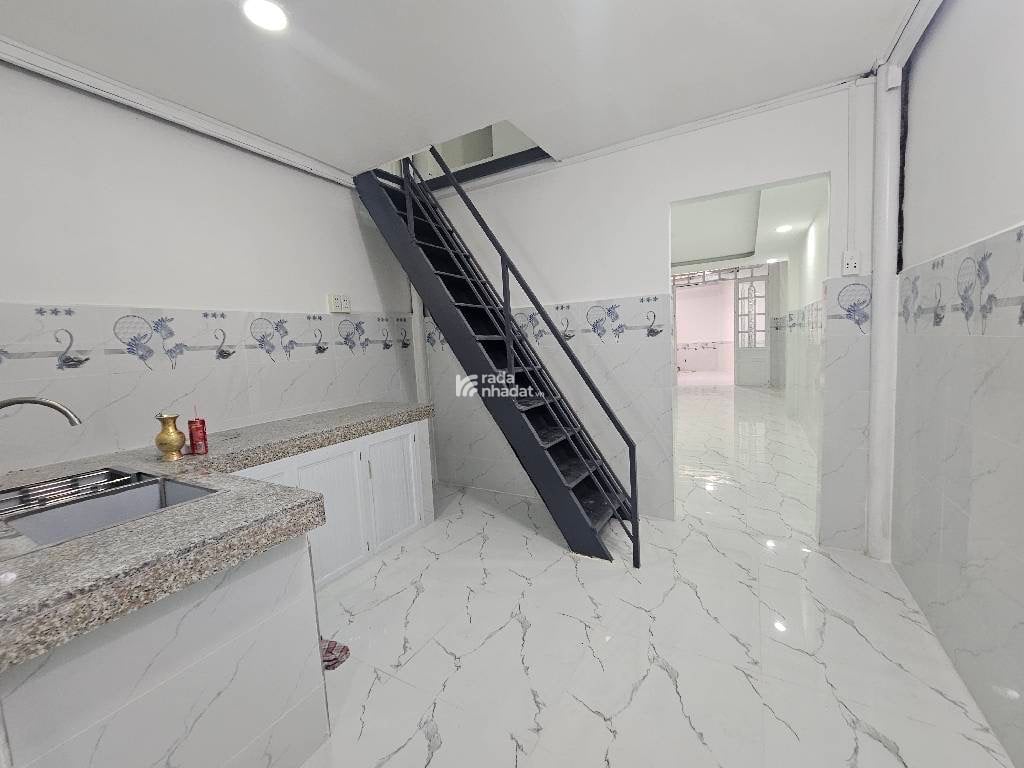 NHÀ 2 TẦNG 60M2, SÁT MẶT TIỀN, ĐƯỜNG NGUYỄN SỸ SÁCH, CHỈ 4.2 TỶ