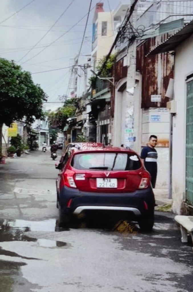 BÁN NHÀ LIÊN KHU 45 100M2 5.3 TỶ HẺM XE HƠI THU 11TR BÌNH TÂN  