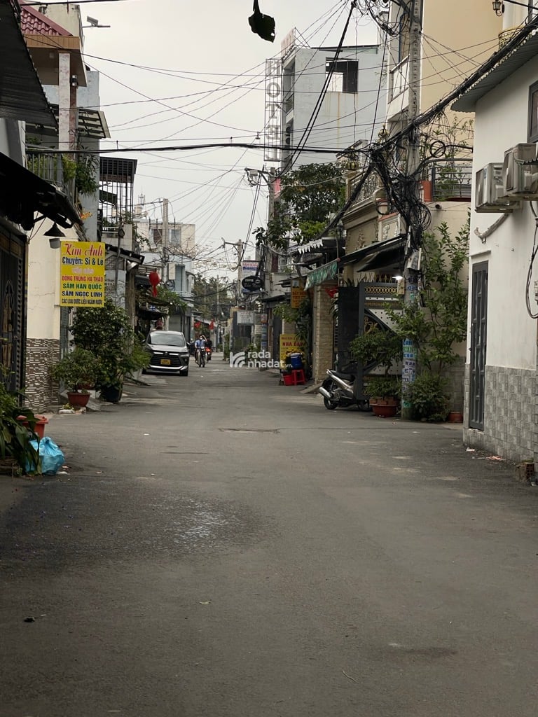 BÁN NHÀ LIÊN KHU 45 100M2 5.3 TỶ HẺM XE HƠI THU 11TR BÌNH TÂN  