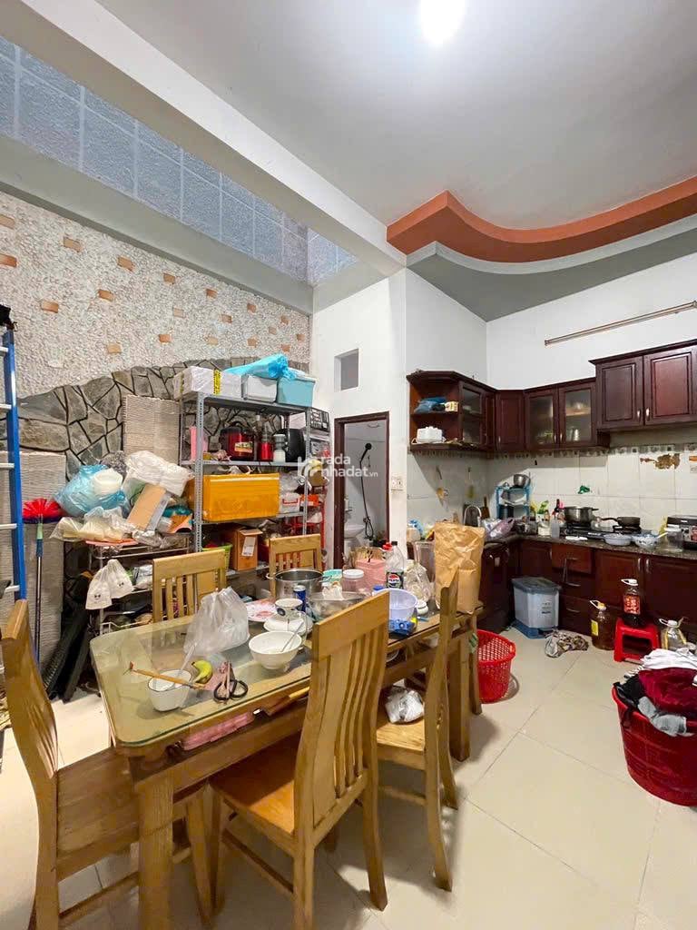 CHÍNH CHỦ BÁN NHÀ VỀ HN GIÁ CỰC TỐT - NHANH MỚI KỊP .HẺM XE TẢI THÔNG 1 TRỤC THẲNG