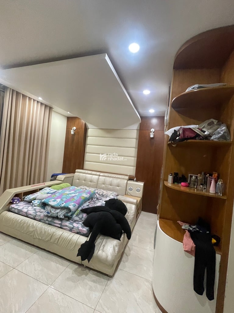 BÁN NHÀ LÊ VĂN QUỚI 113M2 3 TẦNG 3PN 11.6 TỶ ĐƯỜNG 10M CÓ VỈA HÈ BÌNH TÂN GIÁP TÂN PHÚ 