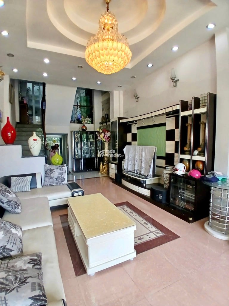 Mặt tiền khu Bình Phú 1 P11 Q6, 104m2 4x16, 6 tầng TM chờ, tiện VP, phòng khám, 15.3 tỷ TL