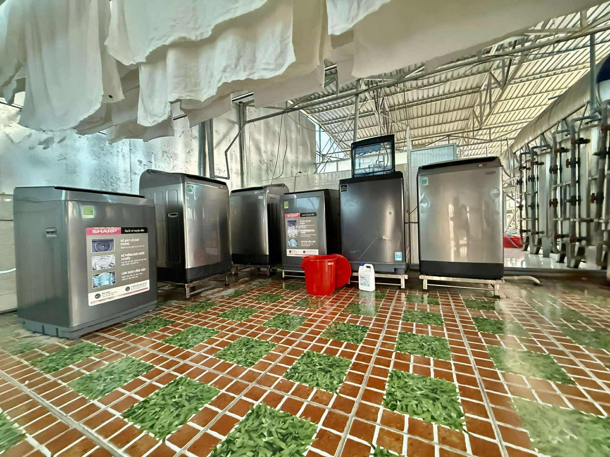 KHÁCH SẠN 7 TẦNG K300 HOÀNG HOA THÁM - DÒNG TIỀN 220TR/THÁNG - 58.5 TỶ