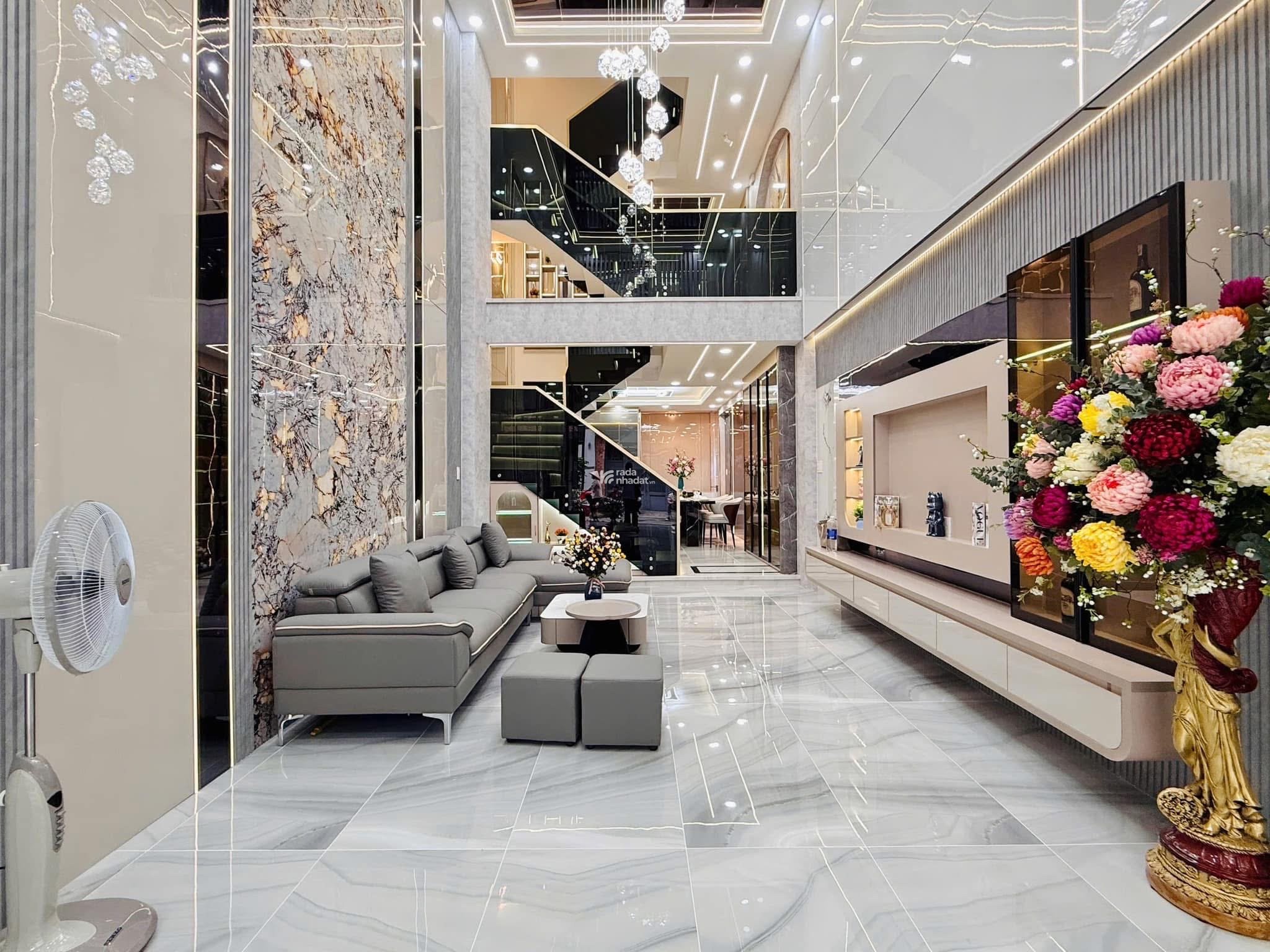 NHÀ PHỐ CHUẨN ÂU - XE HƠI NGỦ TRONG NHÀ - 5 TẦNG Đ.LÊ VĂN THỌ - FULL MỚI 100%