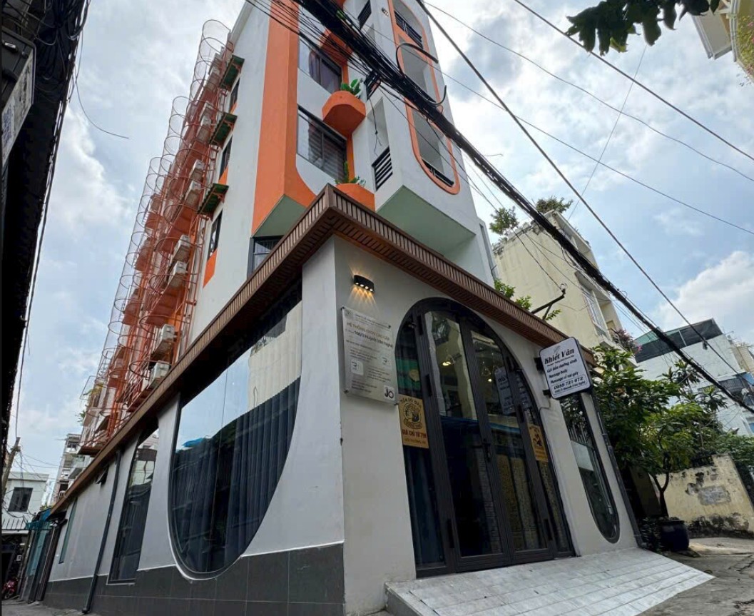 TÒA NHÀ CHDV LÔ GÓC  6 TẦNG -  DÒNG TIỀN  90 TRIỆU/THÁNG HUỲNH VĂN NGHỆ, TÂN BÌNH -GIÁ 21.6 TỶ TL