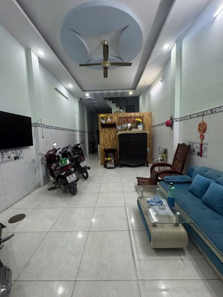 BÁN NHÀ HXH LÊ ĐÌNH CẨN,BÌNH TÂN (4,3m x 17m x 4 TẦNG) 7,2 TỶ TL