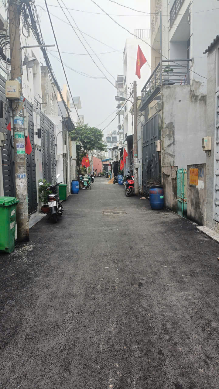 BÁN NHÀ HXH LÊ ĐÌNH CẨN,BÌNH TÂN (4,3m x 17m x 4 TẦNG) 7,2 TỶ TL