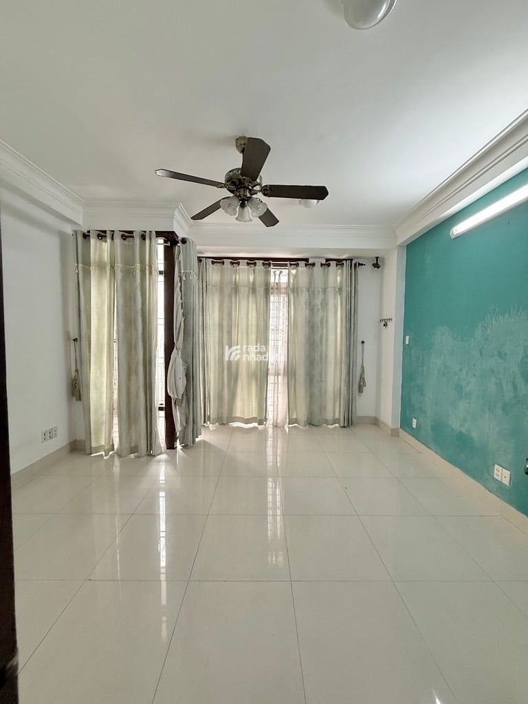 Nhà mặt tiền Hoa Lan Phú Nhuận - 1 hầm  4 tầng , giá tốt sẽ bán nhanh