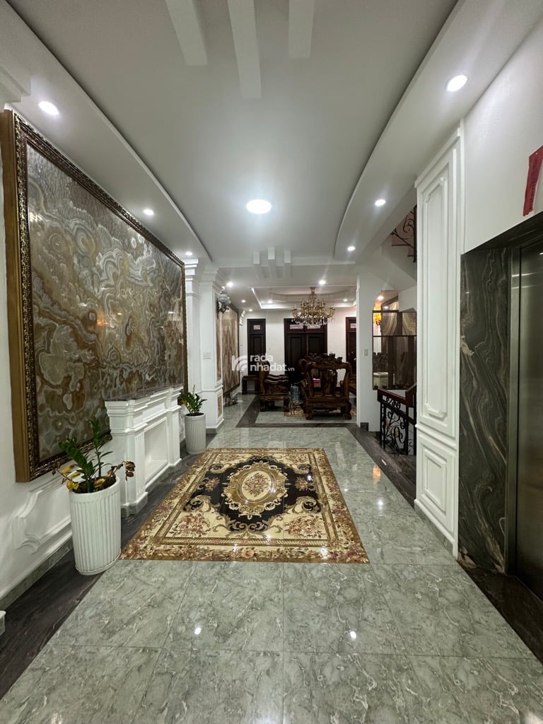 Bán nhà phố hẻm 497/ Phan Văn Trị 6 lầu ngang 5m 90m2 tiện làm VP view Emart chỉ 17.3 tỷ.