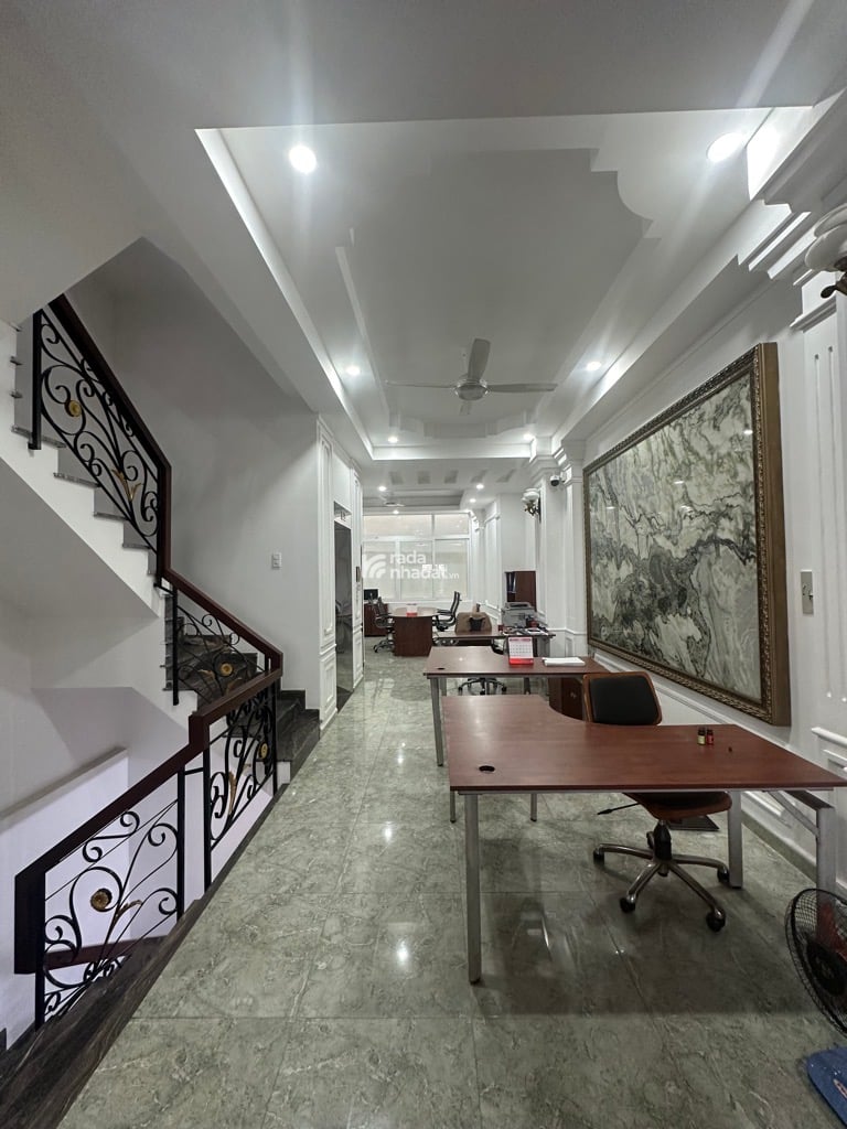 Bán nhà phố hẻm 497/ Phan Văn Trị 6 lầu ngang 5m 90m2 tiện làm VP view Emart chỉ 17.3 tỷ.