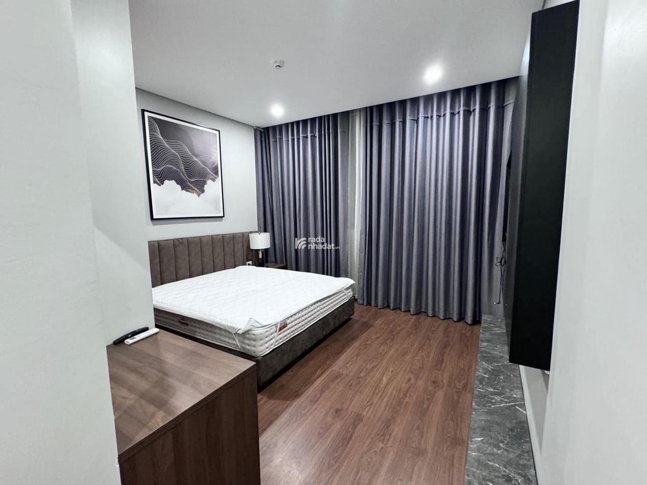 Chính chủ gửi bán căn hộ tầng trung view thoáng Intracom 2 Cầu Diễn - 135m2 giá chỉ 6,5 tỷ