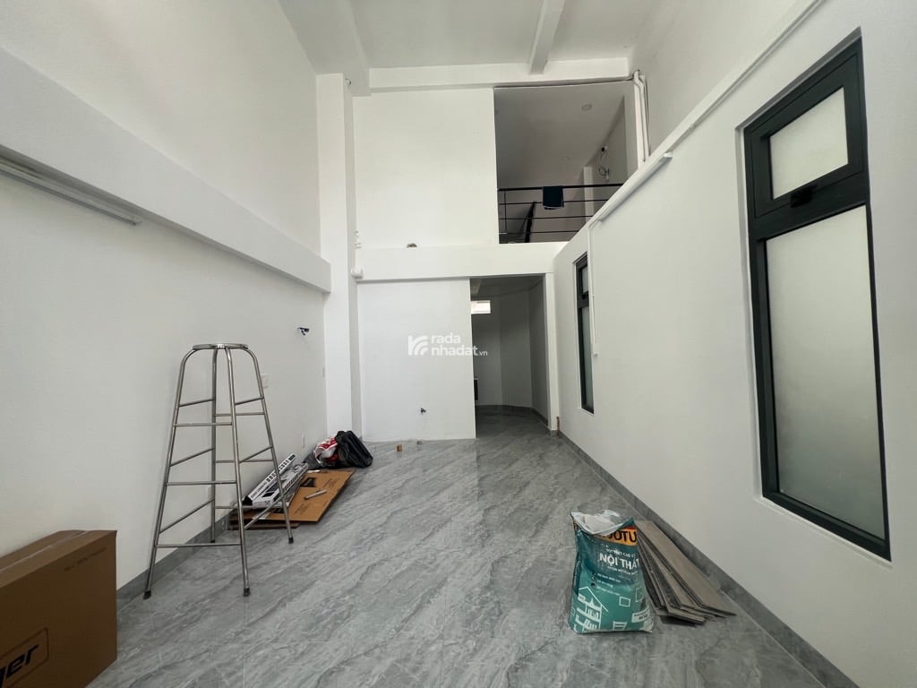 OTO ĐẬU CỬA - CHDV 5 TẦNG- BÙI VĂN BA - QUẬN 7 -THU NHẬP 80TR/THÁNG -DT: 4.7*16M- GIÁ 12 TỶ