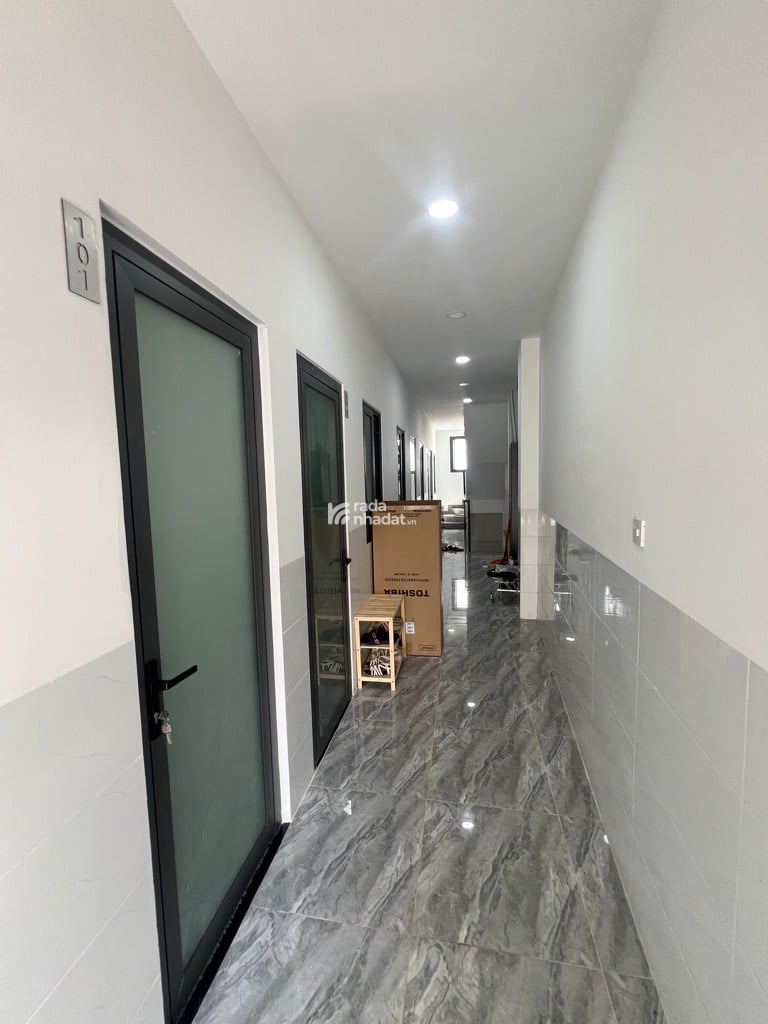 OTO ĐẬU CỬA - CHDV 5 TẦNG- BÙI VĂN BA - QUẬN 7 -THU NHẬP 80TR/THÁNG -DT: 4.7*16M- GIÁ 12 TỶ