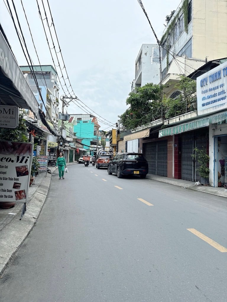 BÁN NHÀ MẶT TIỀN ĐƯỜNG NGUYỄN VĂN CÔNG, DT 4X15M60M2, 5 TẦNG, CHỈ HƠN 13