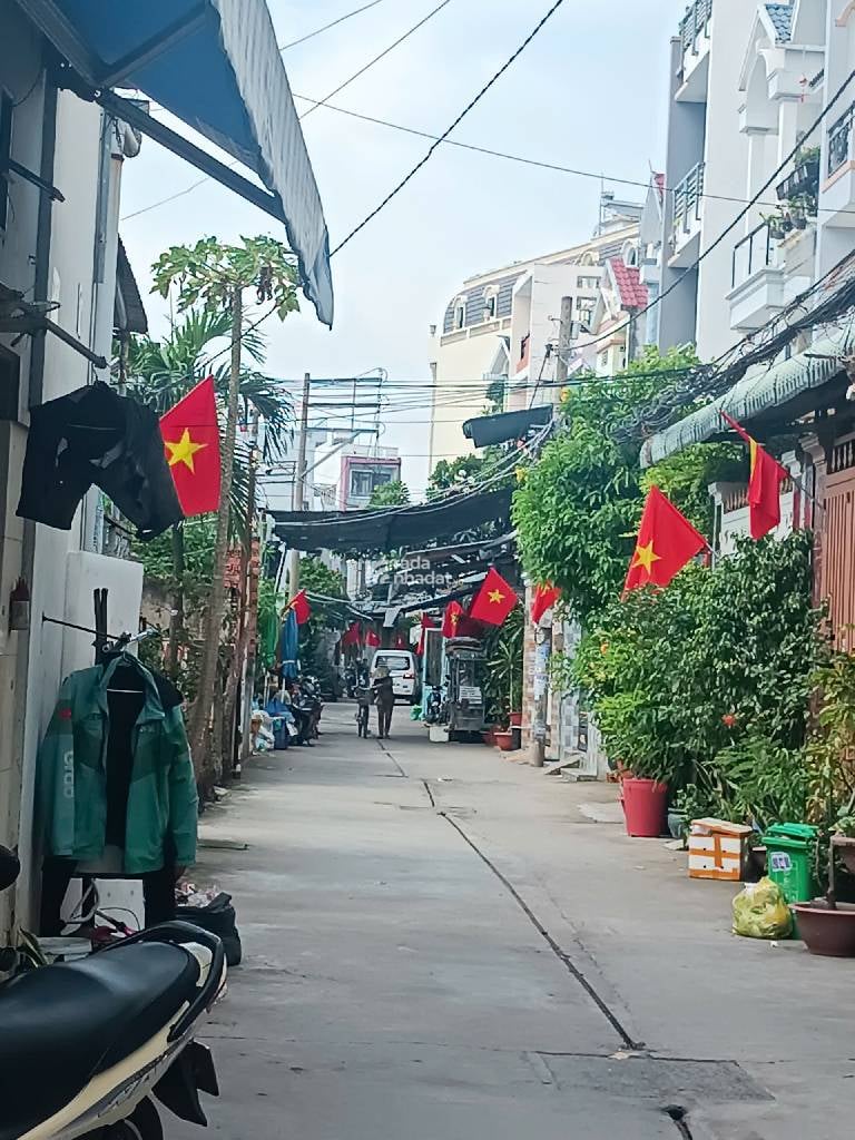 Vị Trí: Đường Lê Đình Cẩn, gần Tên Lửa, Tỉnh lộ 10.