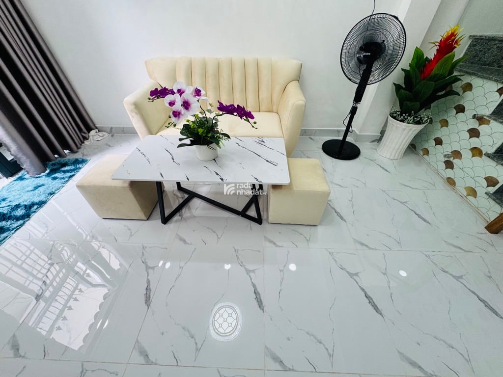 NHÀ GIÁ RẺ THÍCH QUẢNG ĐỨC, PHÚ NHUẬN, 4 TẦNG MỚI TINH Ở NGAY. GIẢM 200TR CHỈ CÒN 4.55T TL 