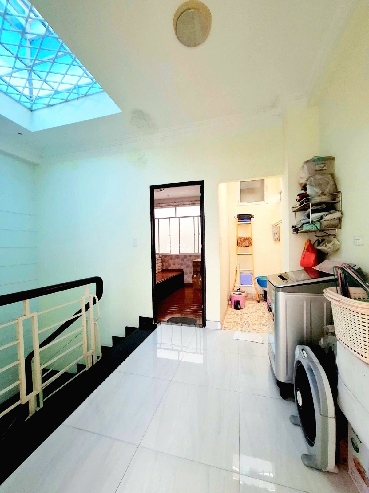 Bán nhà đường Cách Mạng Tháng 8- Quận 10