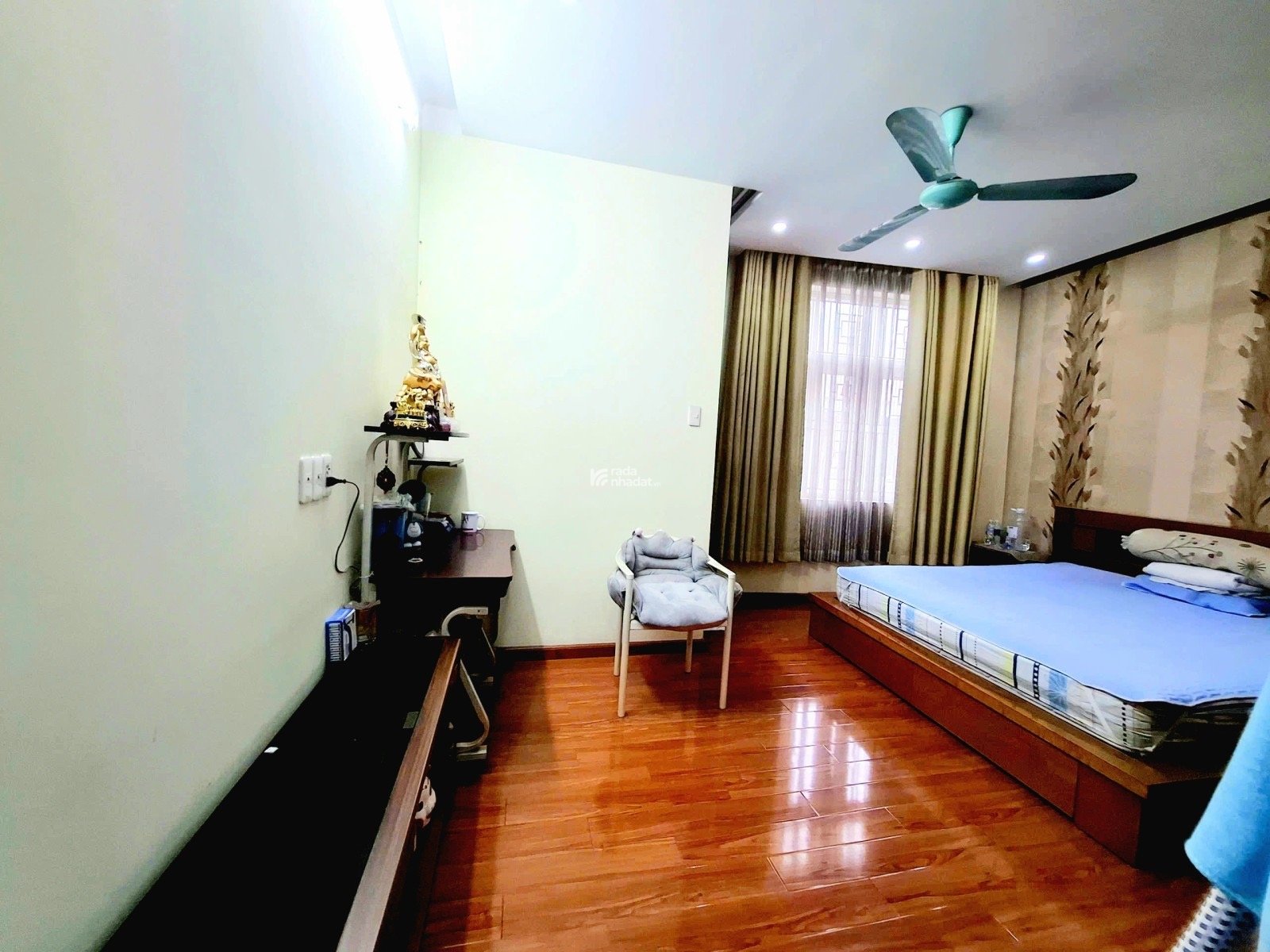 Bán nhà đường Cách Mạng Tháng 8- Quận 10