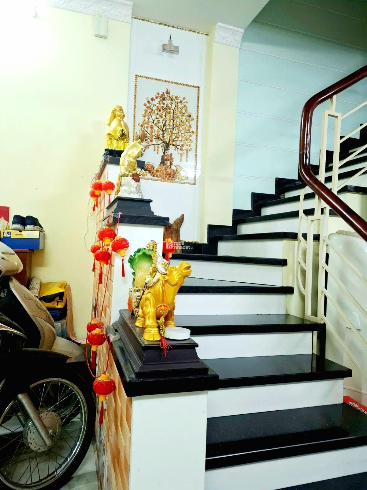 Bán nhà đường Cách Mạng Tháng 8- Quận 10