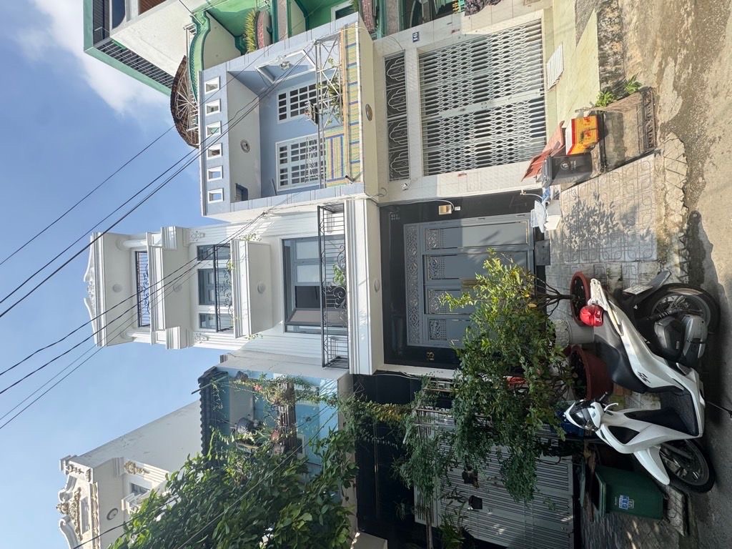 MẶT PHỐ TÊN LỬA - GẦN AEON MALL GIÁP Q6 - NHÀ ĐẸP 4 TẦNG NỘI THẤT CAO CÂP -