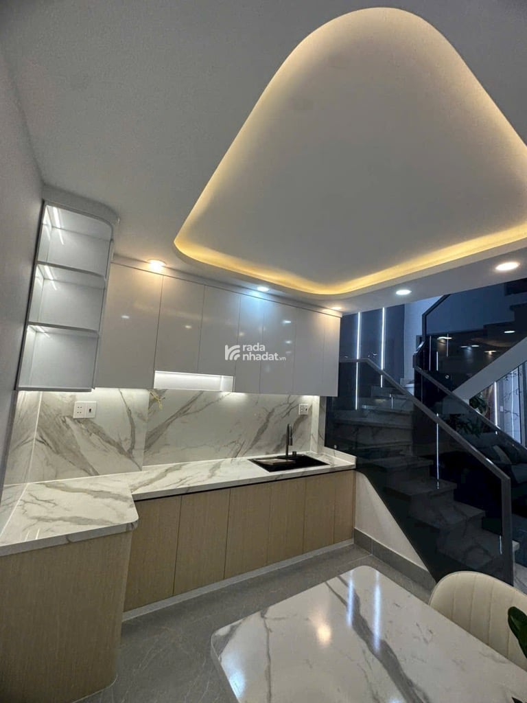 BÁN NHÀ 3 TẦNG BÀ HOM - GẦN CHỢ PHÚ LÂM 