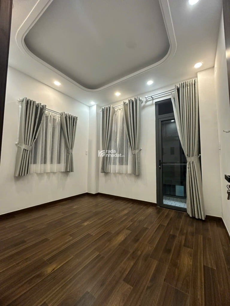 BÁN NHÀ 3 TẦNG BÀ HOM - GẦN CHỢ PHÚ LÂM 