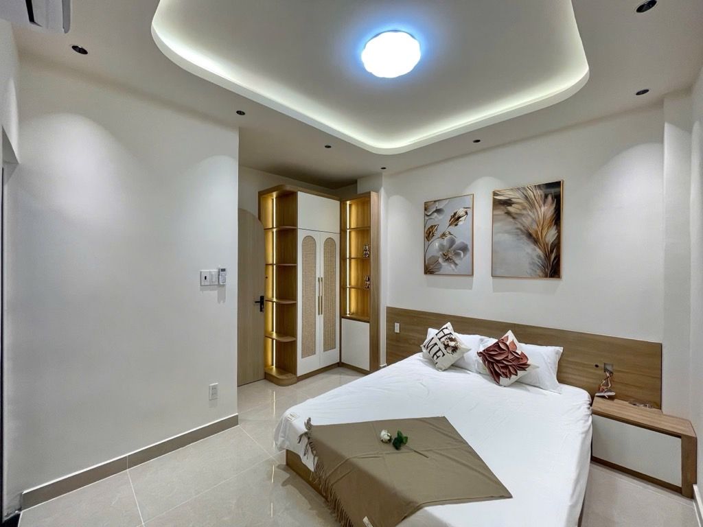 HẺM XE HƠI SÁT NHÀ, LẠC LONG QUÂN, TÂN BÌNH, 55M2 MỚI Ở NGAY. GIẢM 350TR CHỈ 6.8T 