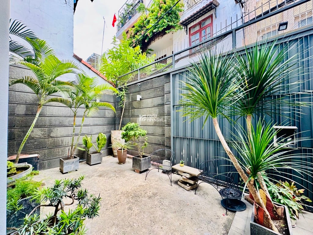 VILLA 2 MẶT THOÁNG NGAY NGÃ TƯ PHÚ NHUẬN - HOÀNG VĂN THỤ - GẦN SÂN BAY - 4 TẦNG - 160M2 - 7PN