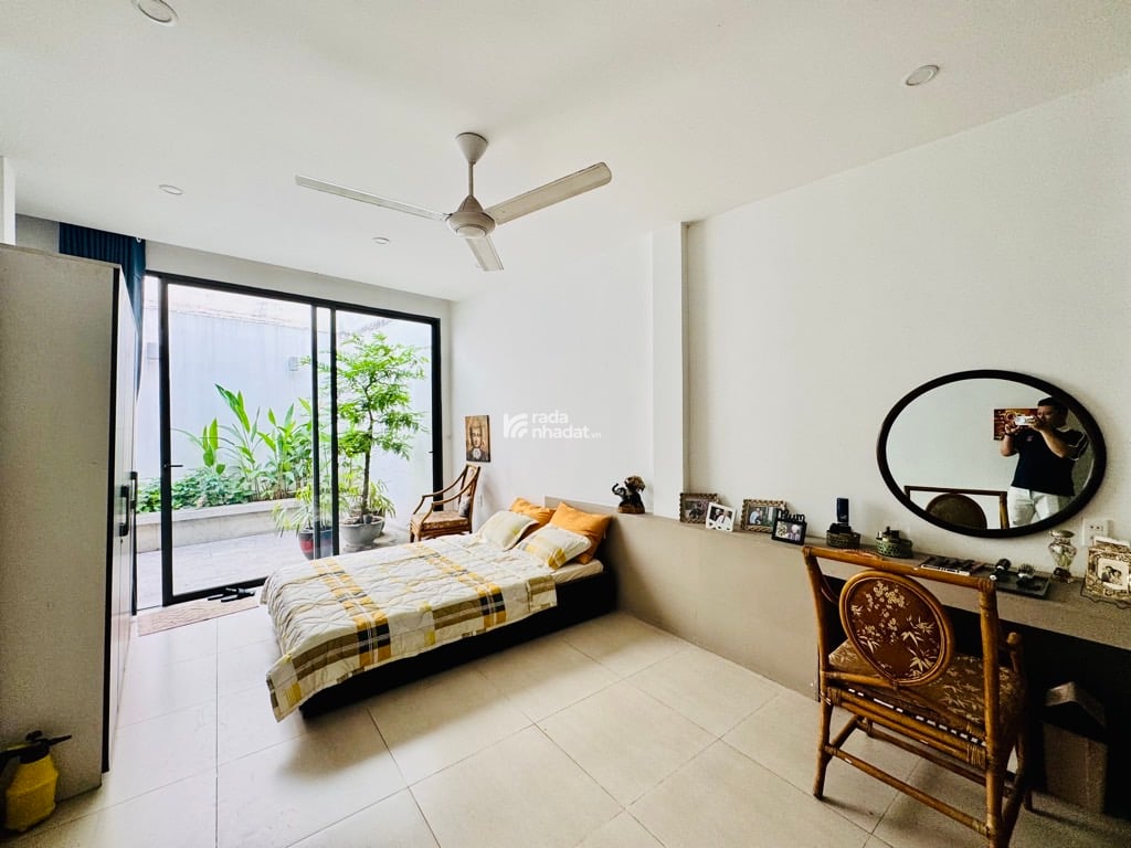 VILLA 2 MẶT THOÁNG NGAY NGÃ TƯ PHÚ NHUẬN - HOÀNG VĂN THỤ - GẦN SÂN BAY - 4 TẦNG - 160M2 - 7PN