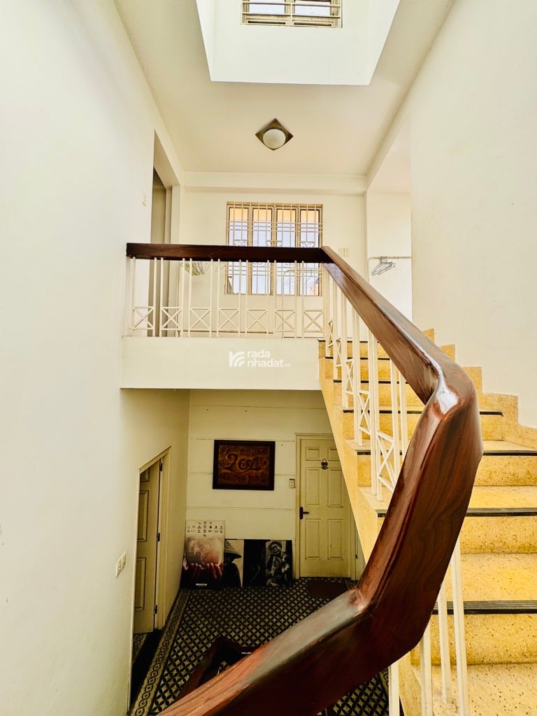 VILLA 2 MẶT THOÁNG NGAY NGÃ TƯ PHÚ NHUẬN - HOÀNG VĂN THỤ - GẦN SÂN BAY - 4 TẦNG - 160M2 - 7PN