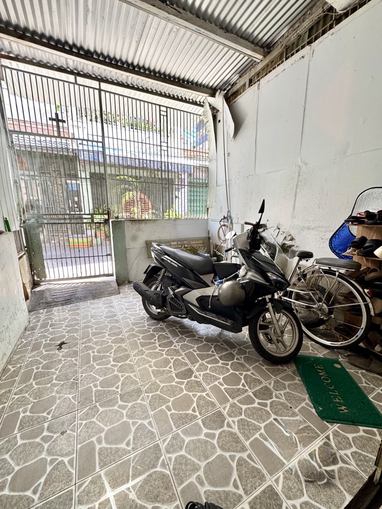 Gần chợ Nhỏ, Công viên Đầm Sen, Trường học các cấp, cửa hàng tiện lợi