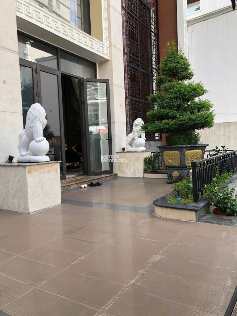 Bán biệt thự sân vườn 305m2 phường Trường Thọ , TP Thủ Đức 