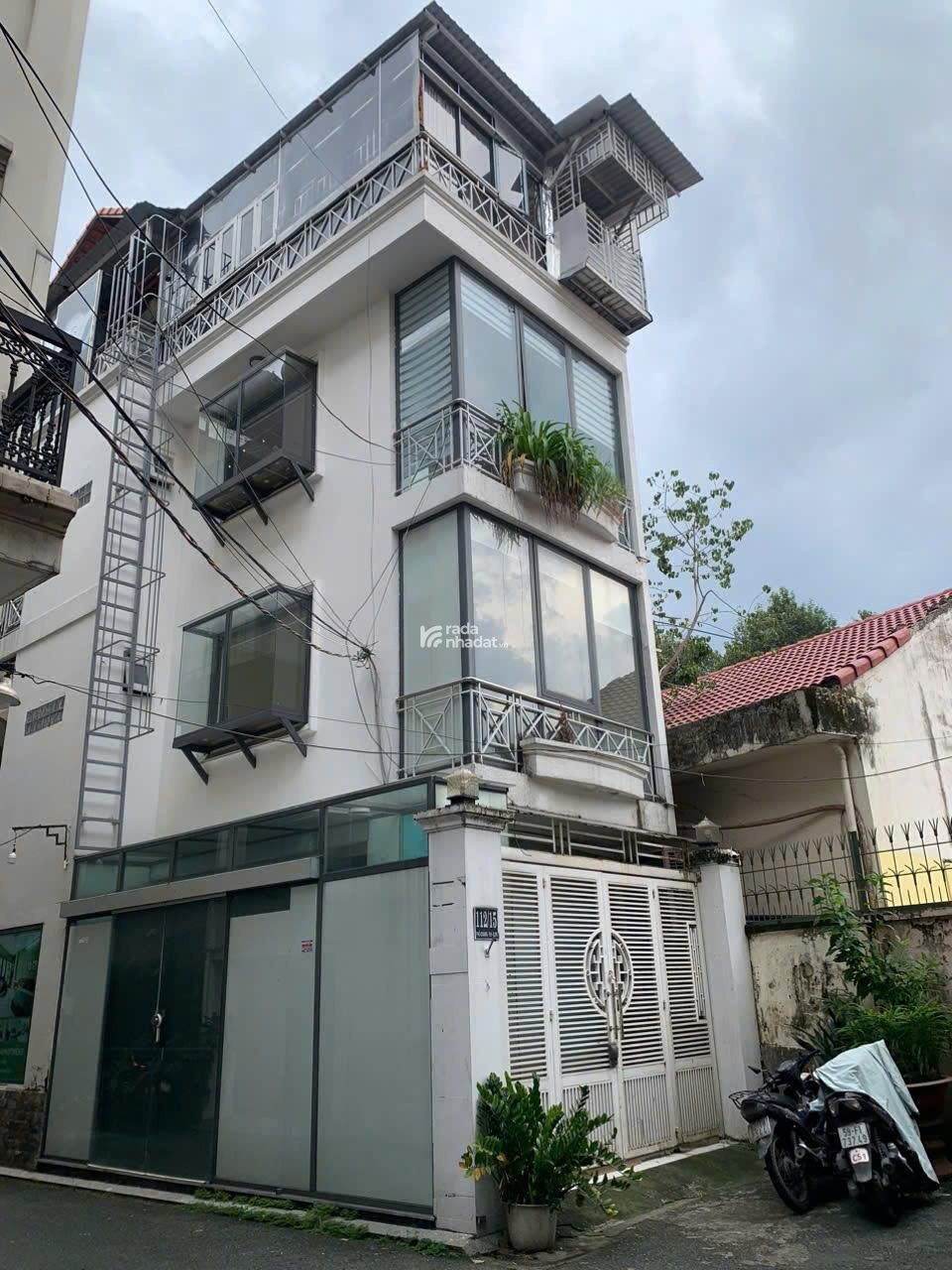 BÁN NHÀ GÓC 2MT_KHU NỘI BỘ_HXH PHỔ QUANG, PHÚ NHUẬN_DT: 5,2x13m, NỞ HẬU_GIÁ 16,6 TỶ