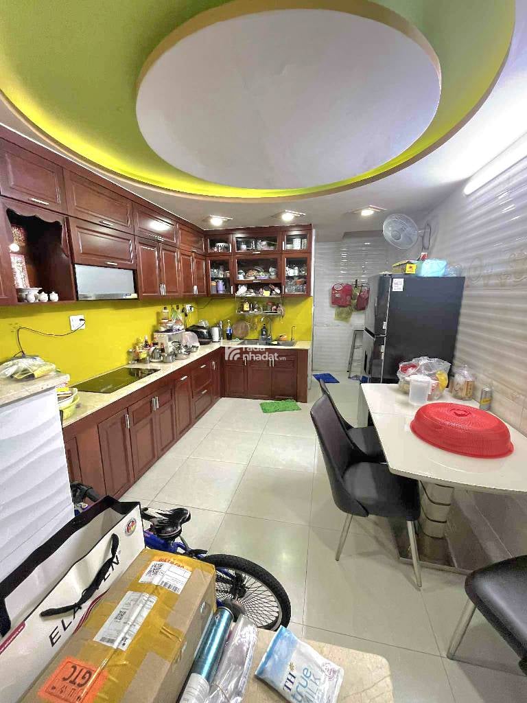 BÁN NHÀ PHAN VĂN KHỎE 60M2 5 TẦNG 8.3 TỶ HẺM OTO CÁCH 50M MẶT TIỀN QUẬN 6
