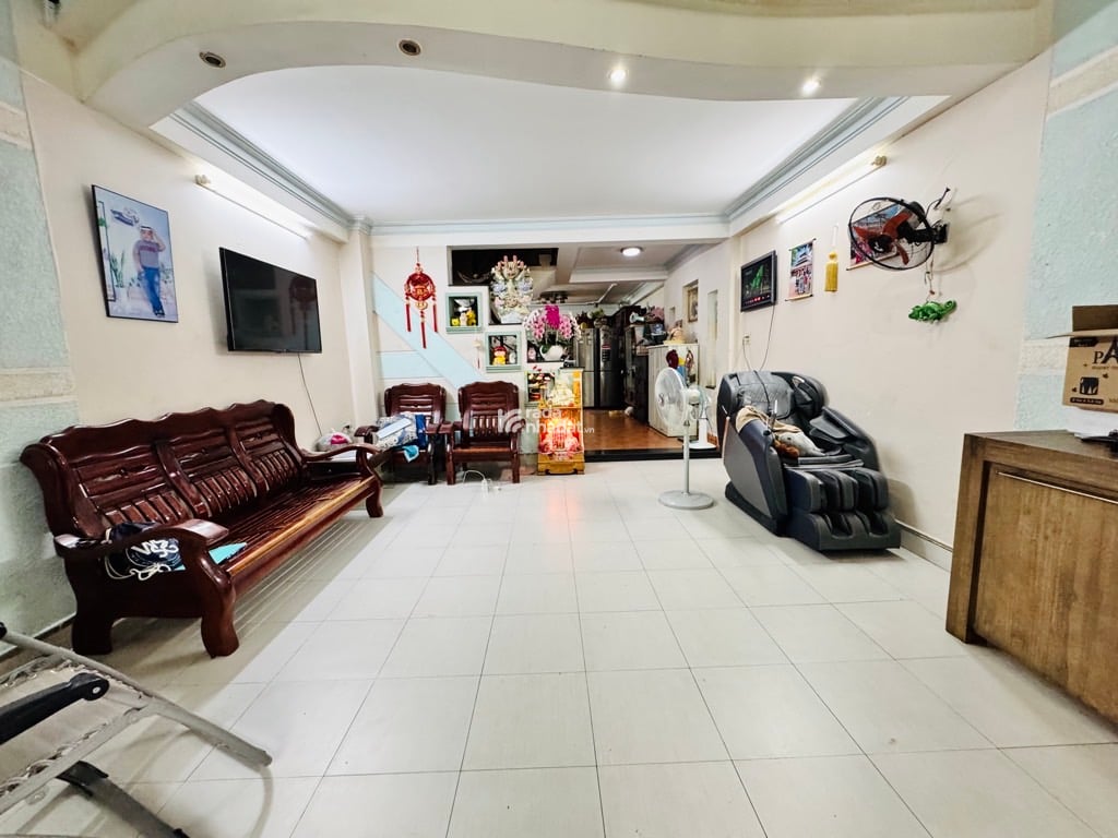 HẺM XE HƠI SÁT VÁCH. HOÀNG HOA THÁM, PHÚ NHUẬN, 90M2 MỚI Ở NGAY. GIẢM 550TR CHỈ CÒN 17.5T TL