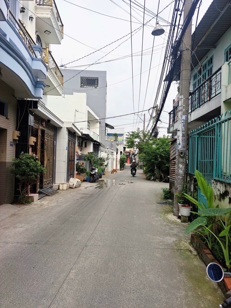 HẺM XE TẢI MÃ LÒ BÌNH TÂN - 48M2, 4 TẦNG ĐÚC BÊ TÔNG CỐT THÉP