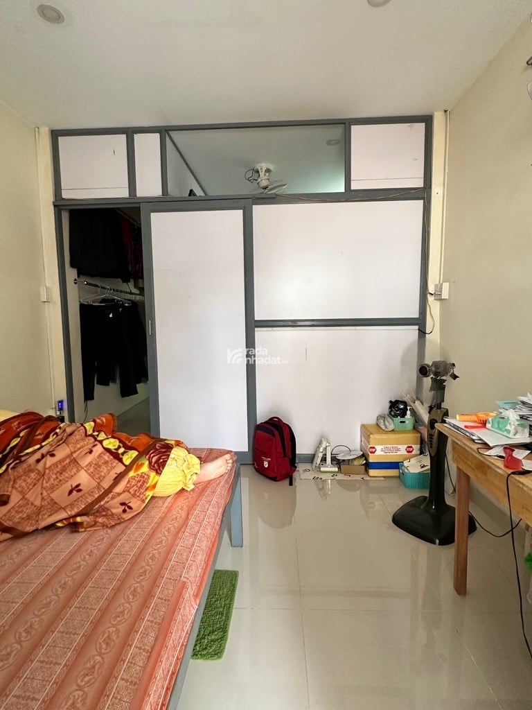 Gần Chợ Tân Hương - Hẻm 4m - DTSD 70m2 - Chỉ 4.4 Tỷ