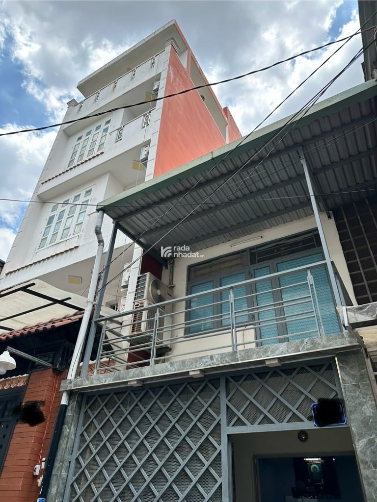 Gần Chợ Tân Hương - Hẻm 4m - DTSD 70m2 - Chỉ 4.4 Tỷ