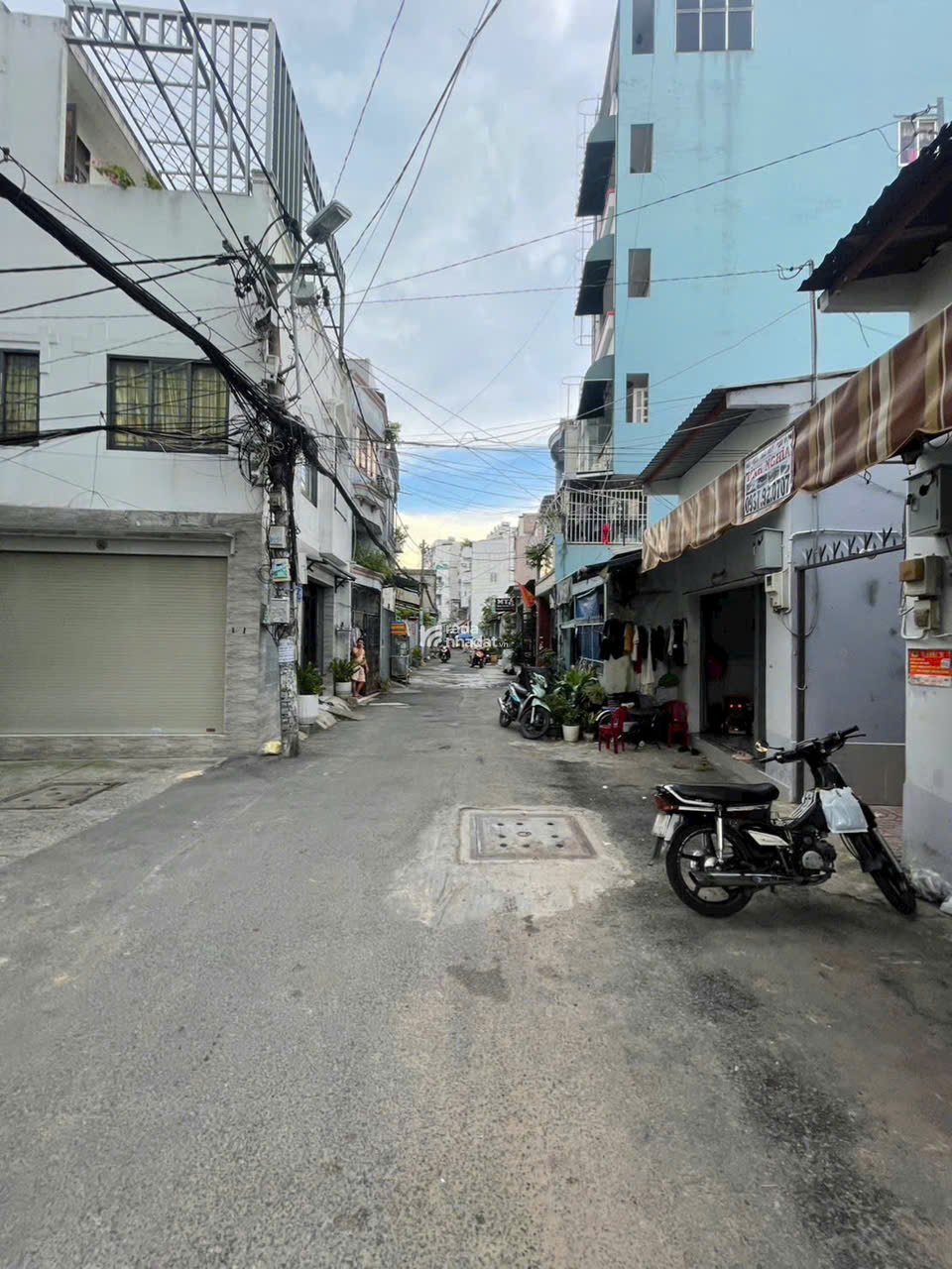 Nhà Tân Phú hẻm nhựa 7m thông, 40m2 2 tầng không lộ giới chỉ 5,9 tỷ. Giá tốt đầu tư.