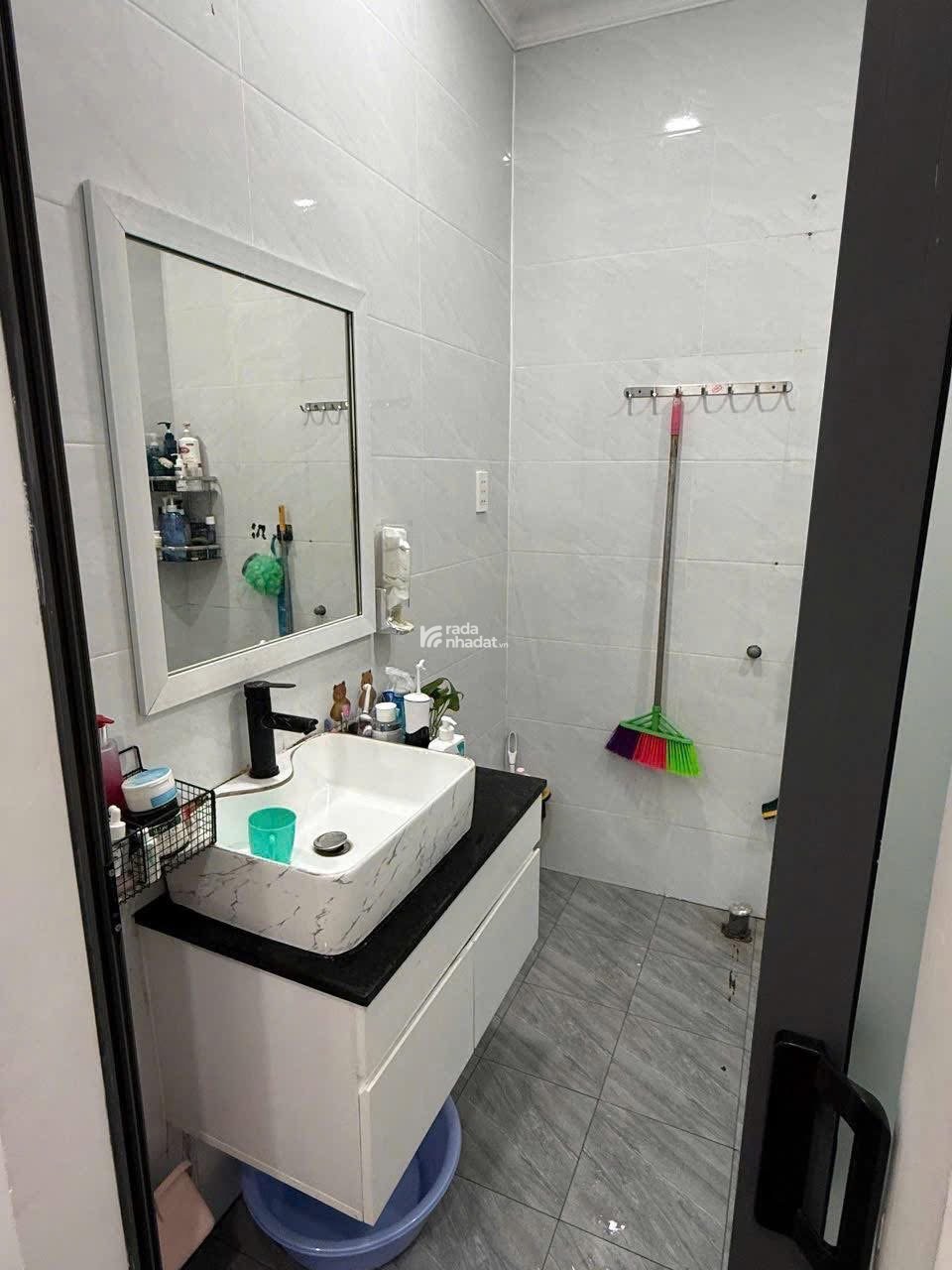 Siêu phẩm cho người đam mê đầu tư cho thuê 2tỷ990, DT 41.7m2, Vườn Lài, Phường Phú Thọ Hoà, Tân Phú