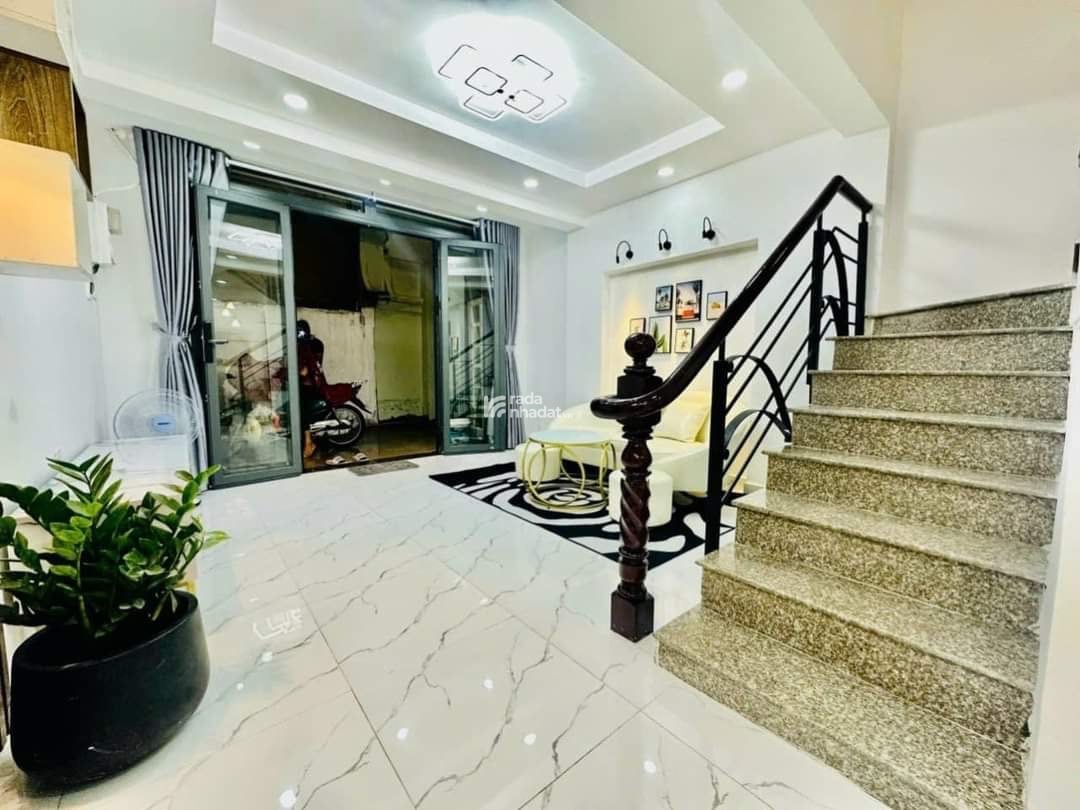 Nhà đẹp giá rẻ 48m2 Võ Văn Tần P6 Q3, sổ hồng riêng, không tranh chấp