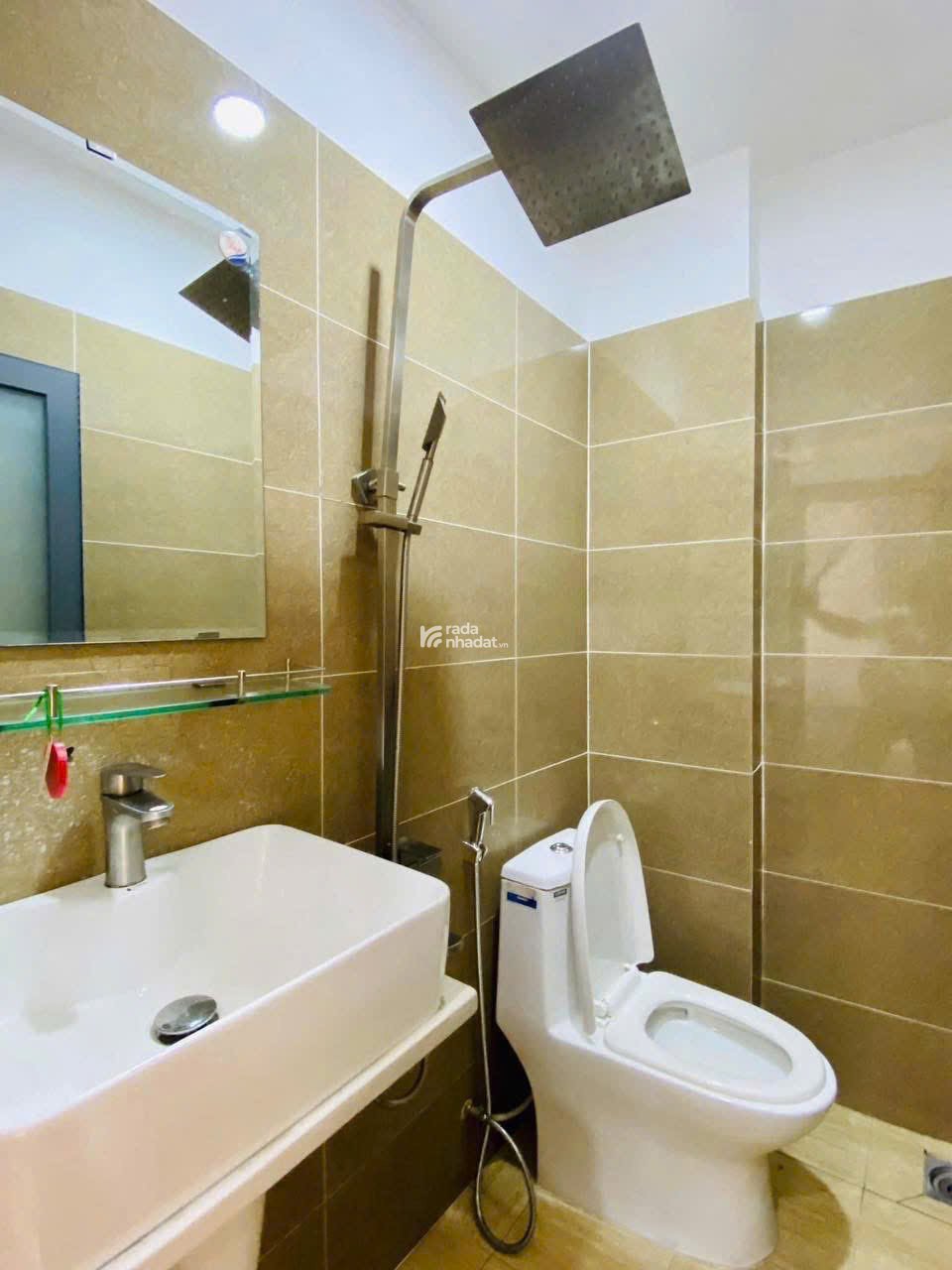  CHÍNH CHỦ BÁN NHÀ MỚI XÂY 1 TRỆT 2 LẦU KIẾN TRÚC HIỆN ĐẠI  VÀO Ở NGAY Giá 3 TỶ2