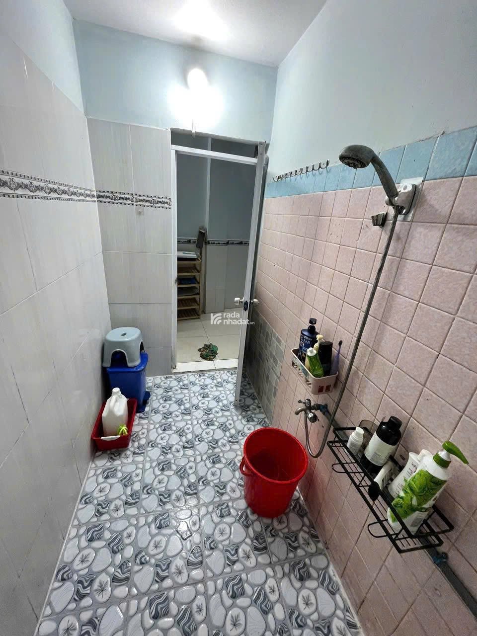 CHÍNH CHỦ BÁN CĂN HỘ CHUNG CƯ CŨ 2PN LẦU 2 QUẬN 5, GIÁ CHỈ 1.5 TỶ