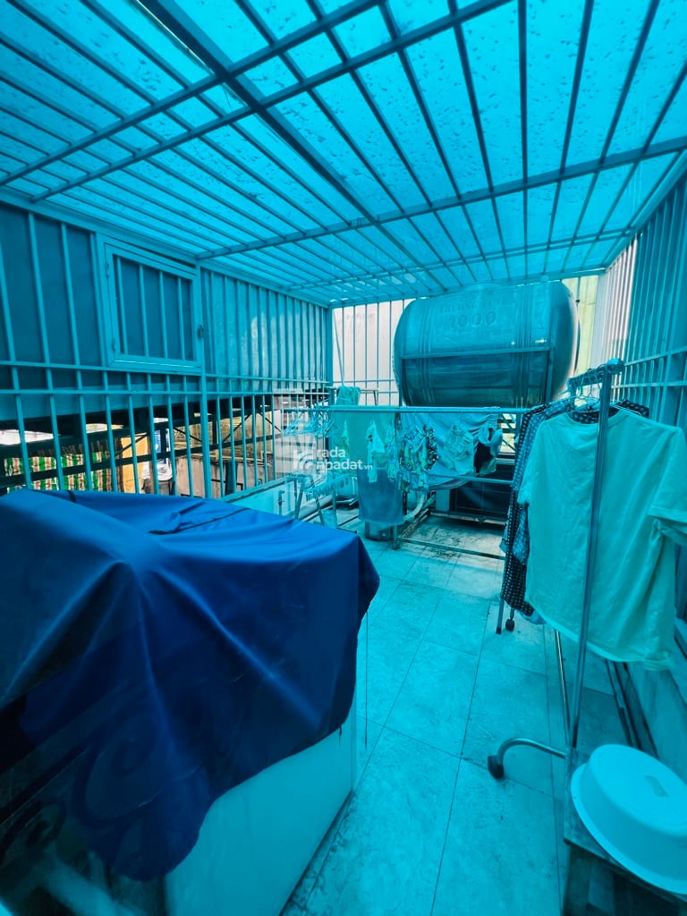 Bán nhà đẹp Quận 10,  4 tầng 6 Phòng , ở và cho thuê Q10