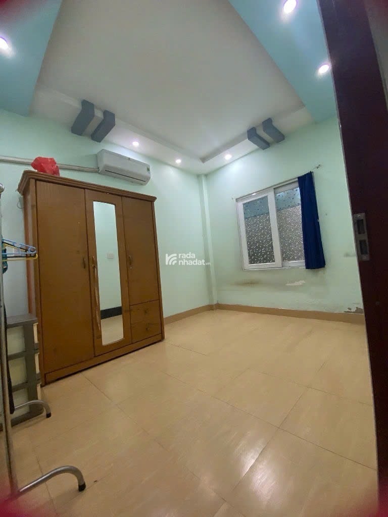 Bán Nhà Dương Thiệu Tước - 82m2 -  4 Tầng - HxH - Gần AEON - Chỉ 8 Tỷ