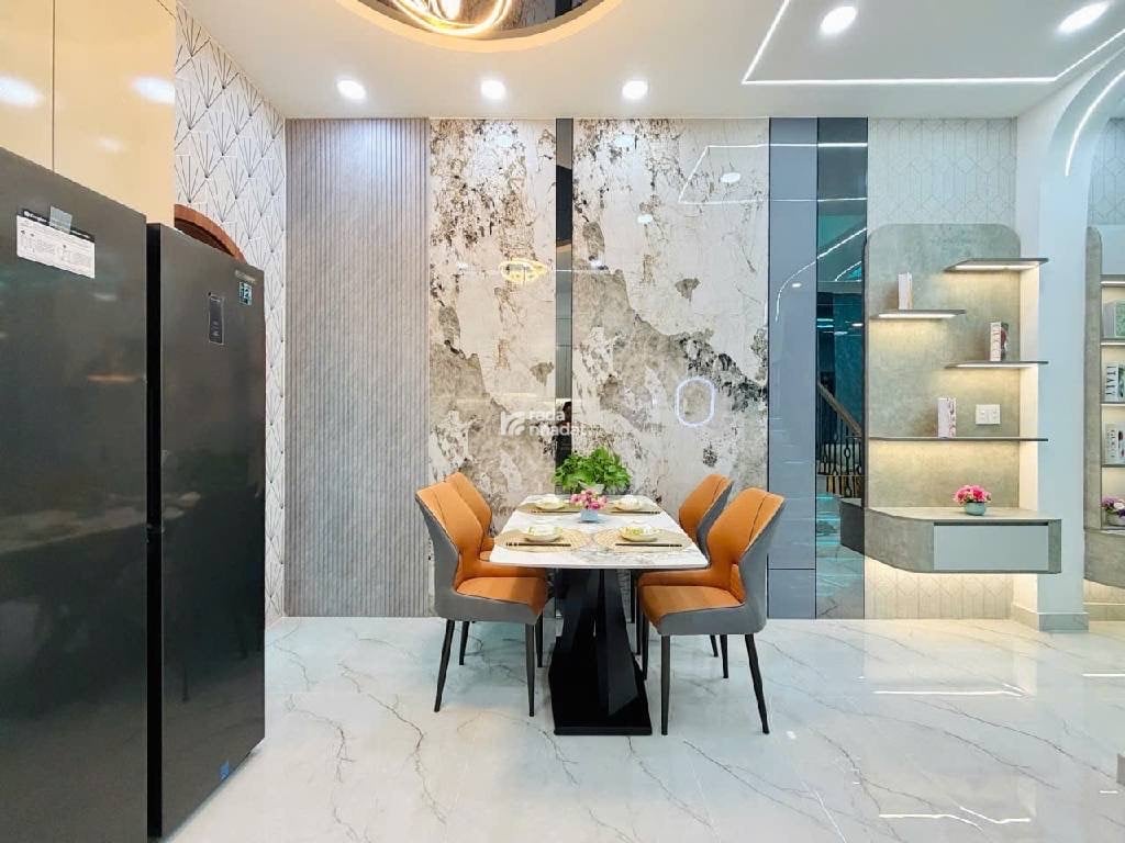 BÁN GẤP SIÊU PHẨM ĐẸP LUNG LINH -FULL NỘI THẤT 