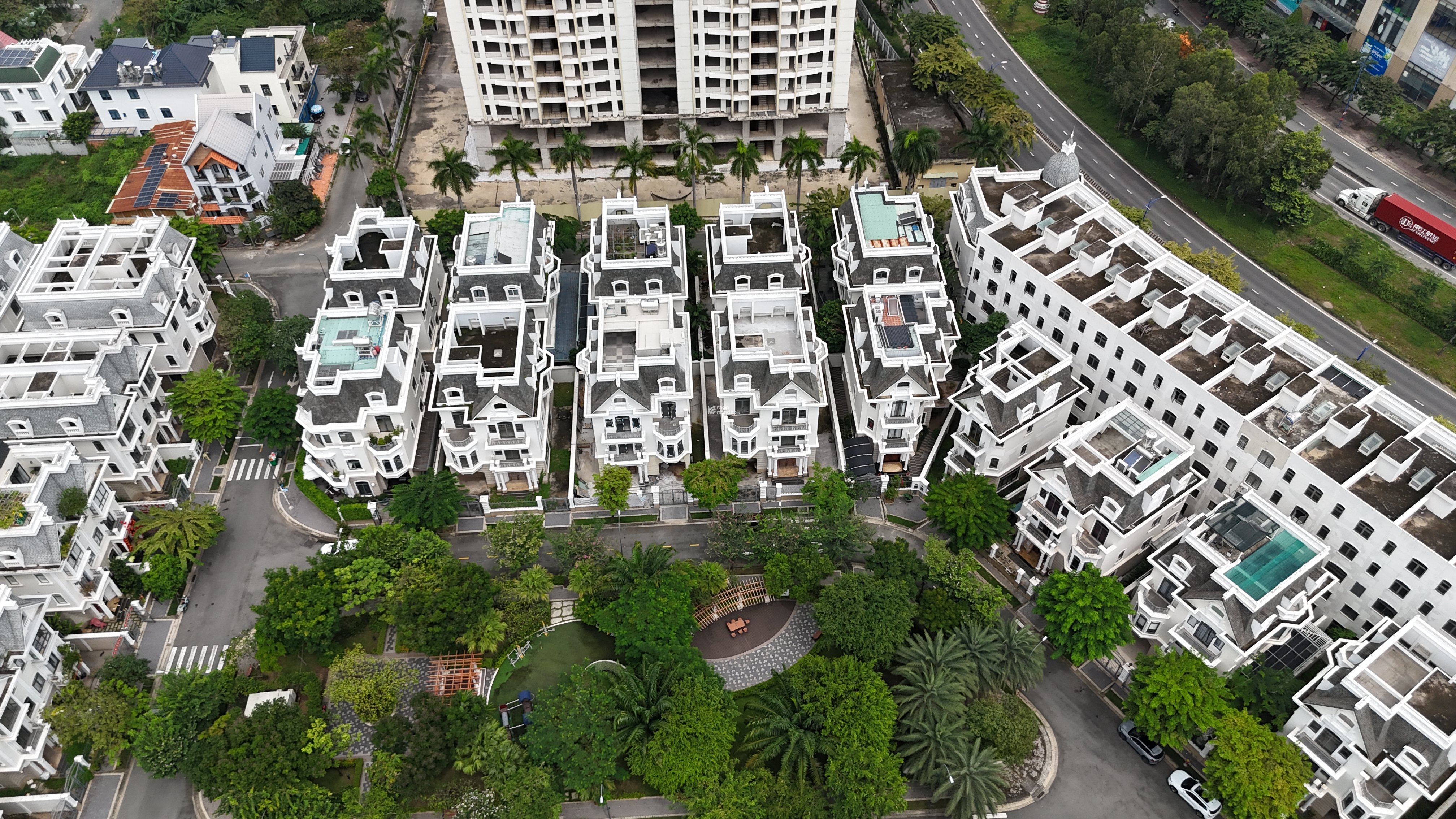 Cần bán biệt thự đơn lập Khu compoud Victoria Village Thạnh Mỹ Lợi, 15x20m, giá 62 tỷ