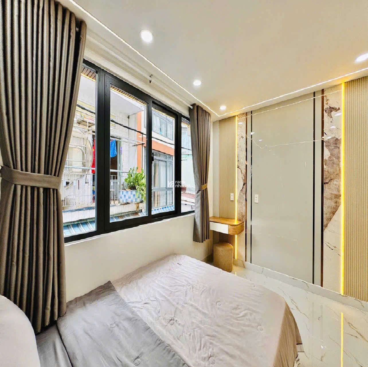 Bán nhà hẻm Duy Tân- Quận Phú Nhuận- Sổ vuông 4 x 4 m- Giá 4.7 tỷ