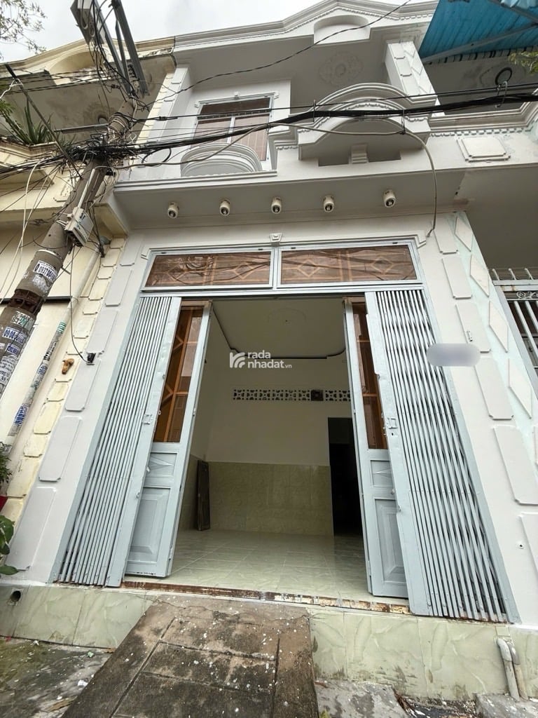 bán nhà đường trường chinh tây tbanj