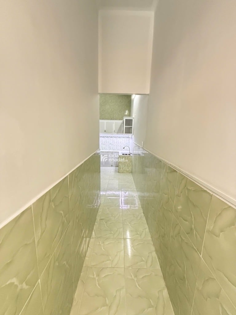 bán nhà đường trường chinh tây tbanj